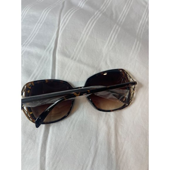 Cross My Way Round Frame Rhinestone Temple Sunglasses Tortoise - Picture 7 of 9